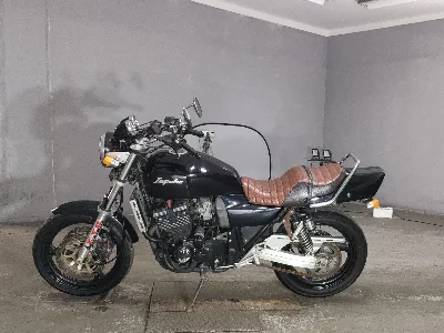 Suzuki GSX400