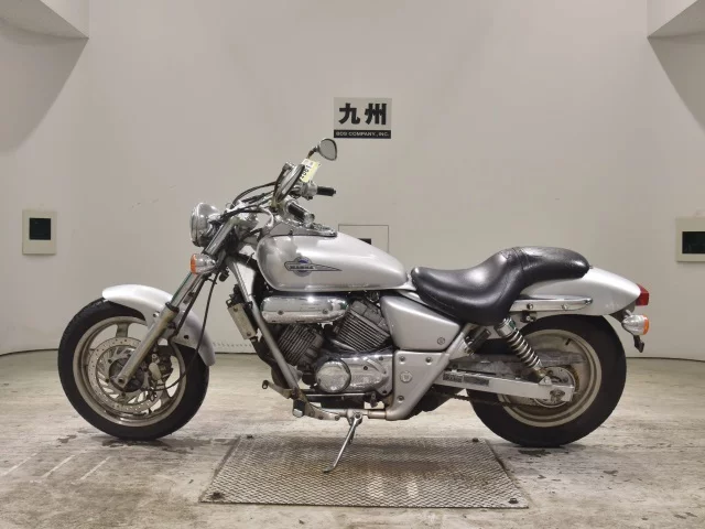 Honda MAGNA 250  с аукциона в Японии