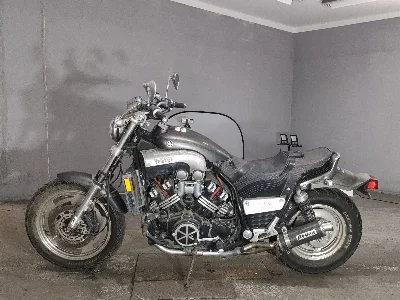 Yamaha V-MAX