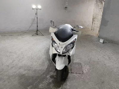 Suzuki SKYWAVE 250M