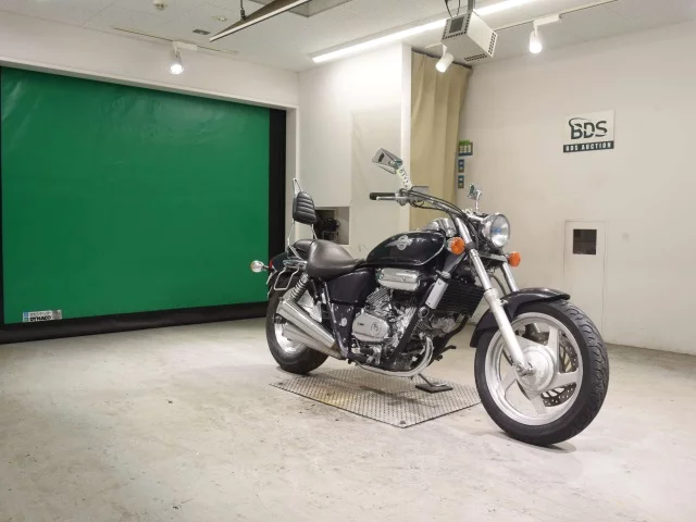 Honda MAGNA 250  с аукциона в Японии