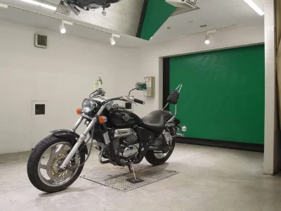 Honda MAGNA 250