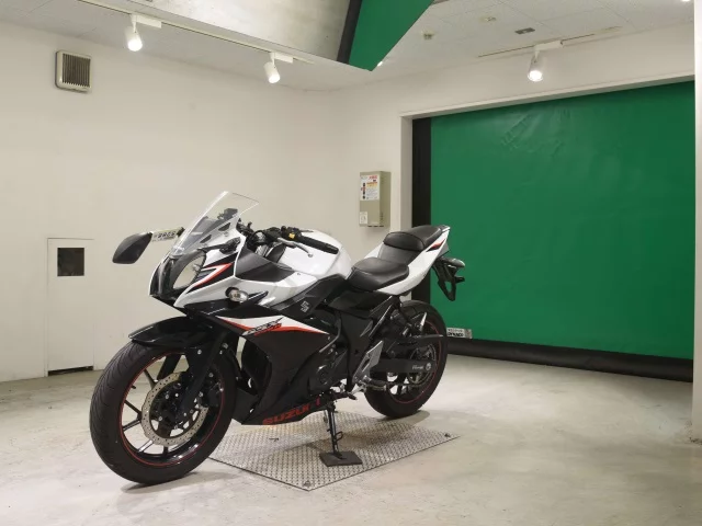 Suzuki GSX250R  с аукциона в Японии
