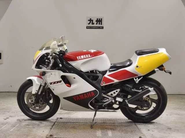Yamaha TZR250R  с аукциона в Японии