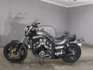 Yamaha V-MAX