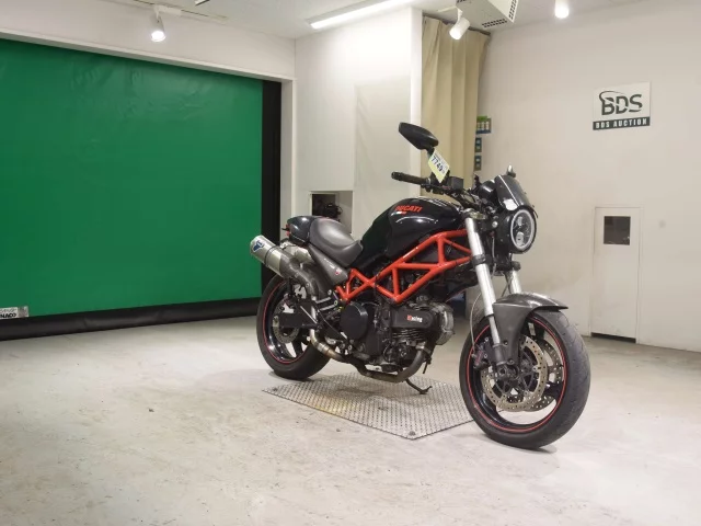 Ducati DUCATI MONSTER 400 IE  с аукциона в Японии