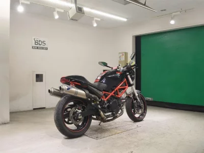 Ducati DUCATI MONSTER 400 IE