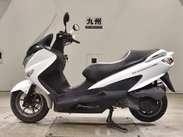 Suzuki BURGMAN200  с аукциона в Японии