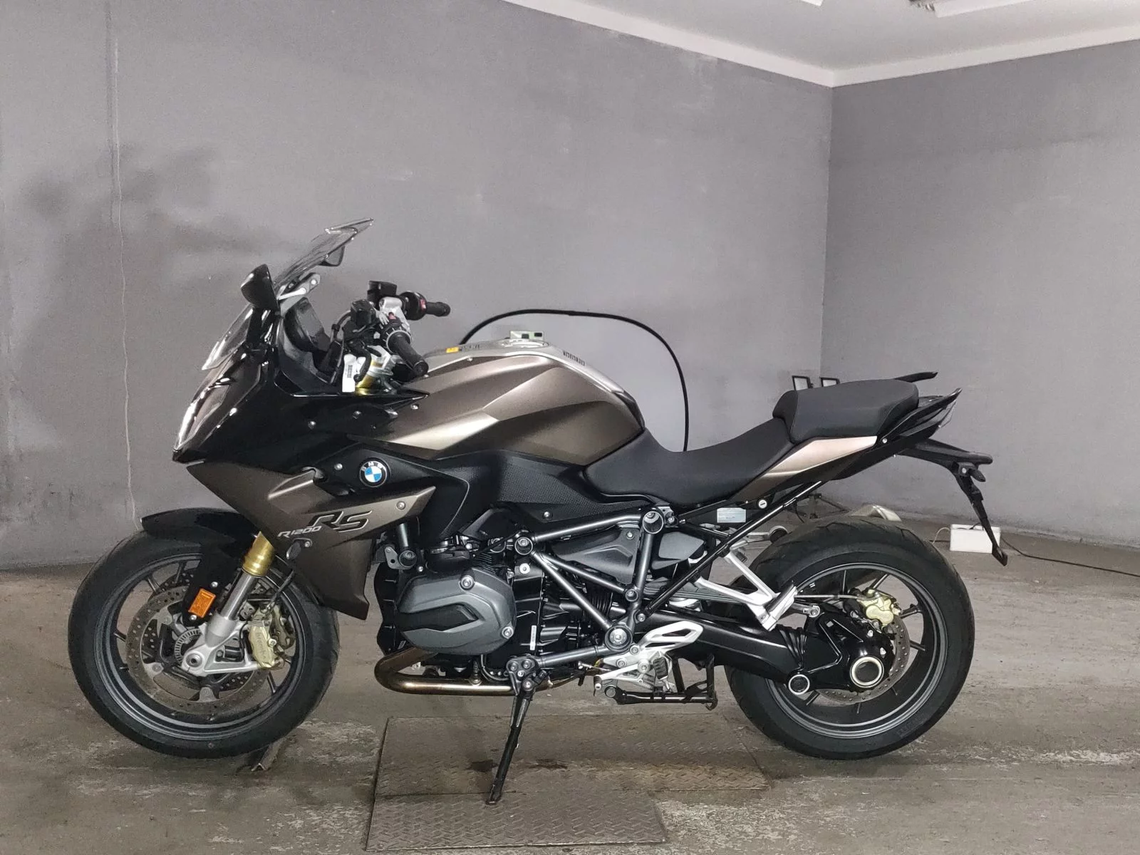 BMW BMW R1200RS  с аукциона в Японии