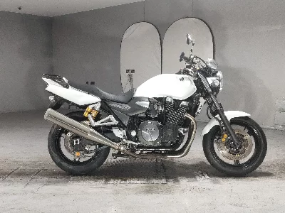 Yamaha XJR1300