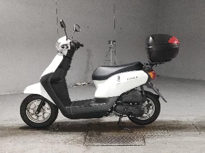 Honda  TACT  BASIC 