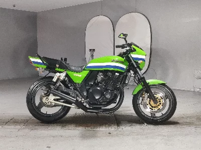 Kawasaki ZRX400