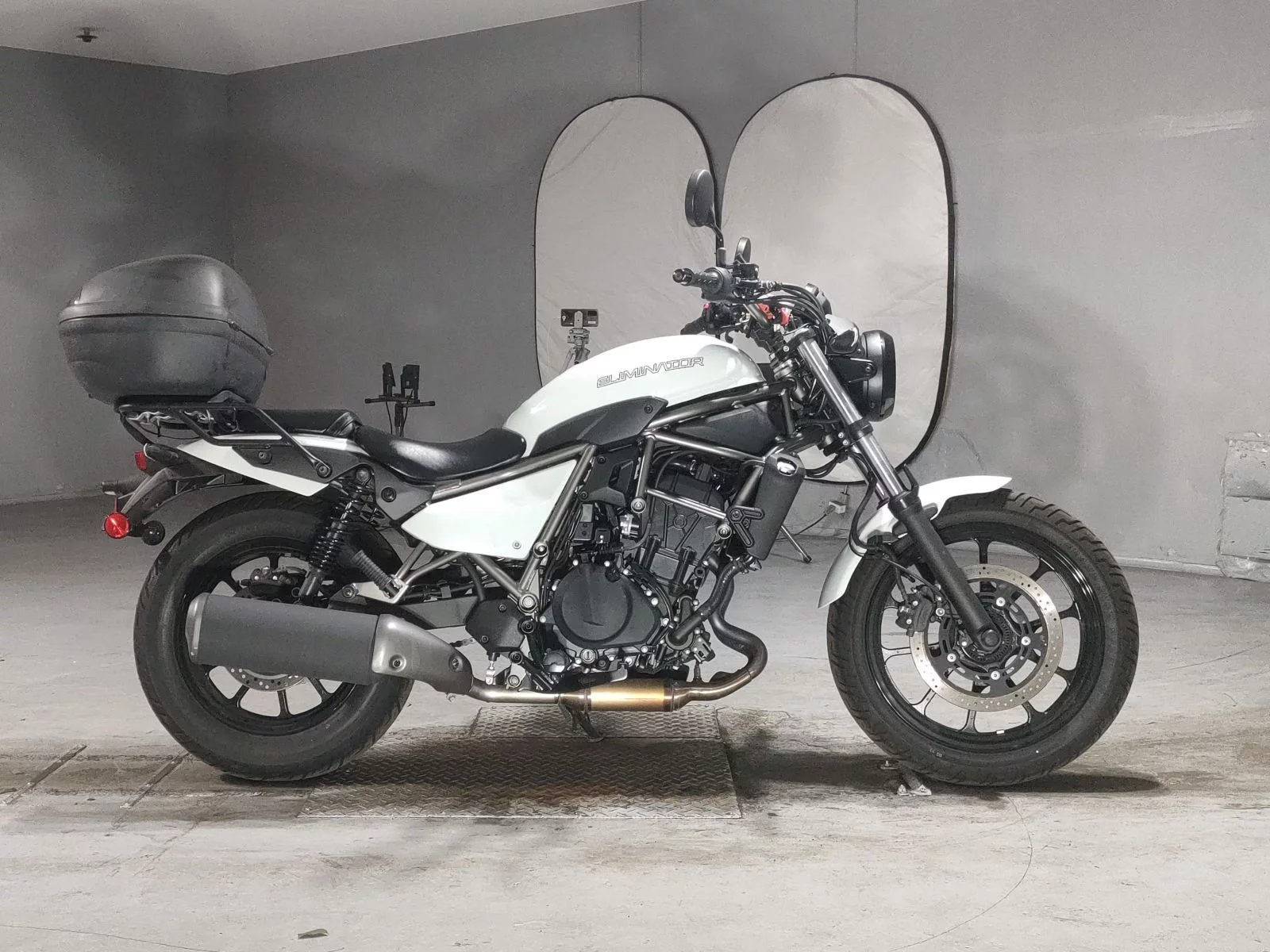 Kawasaki ELIMINATOR 400-1  с аукциона в Японии