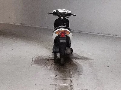 Suzuki ADDRESS V50