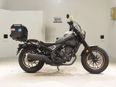 Honda REBEL