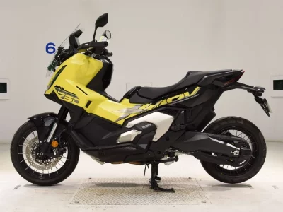 Honda X-ADV750-2