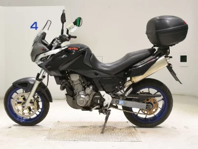 Aprilia APRILIA PEGASO STRADA650