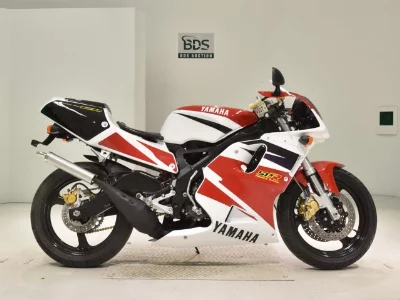 Yamaha TZR250R