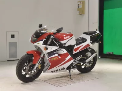 Yamaha TZR250R