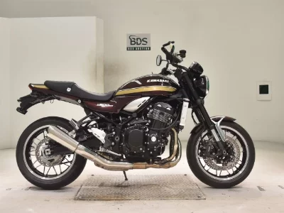 Kawasaki Z900RS