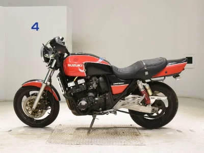 Suzuki GSX400