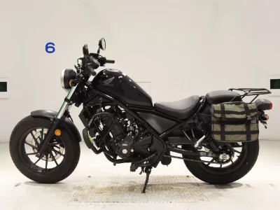 Honda REBEL