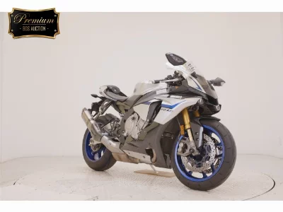 Yamaha YZF-R1M