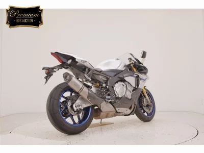 Yamaha YZF-R1M