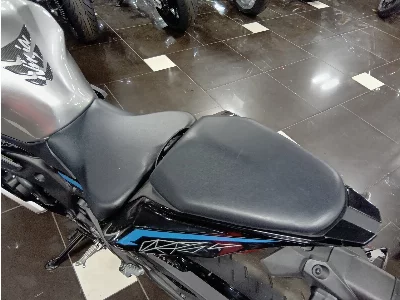 Kawasaki NINJA ZX-25R SE