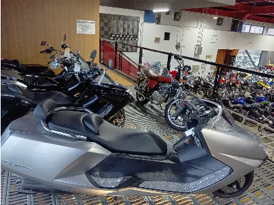 Yamaha MAXAM250