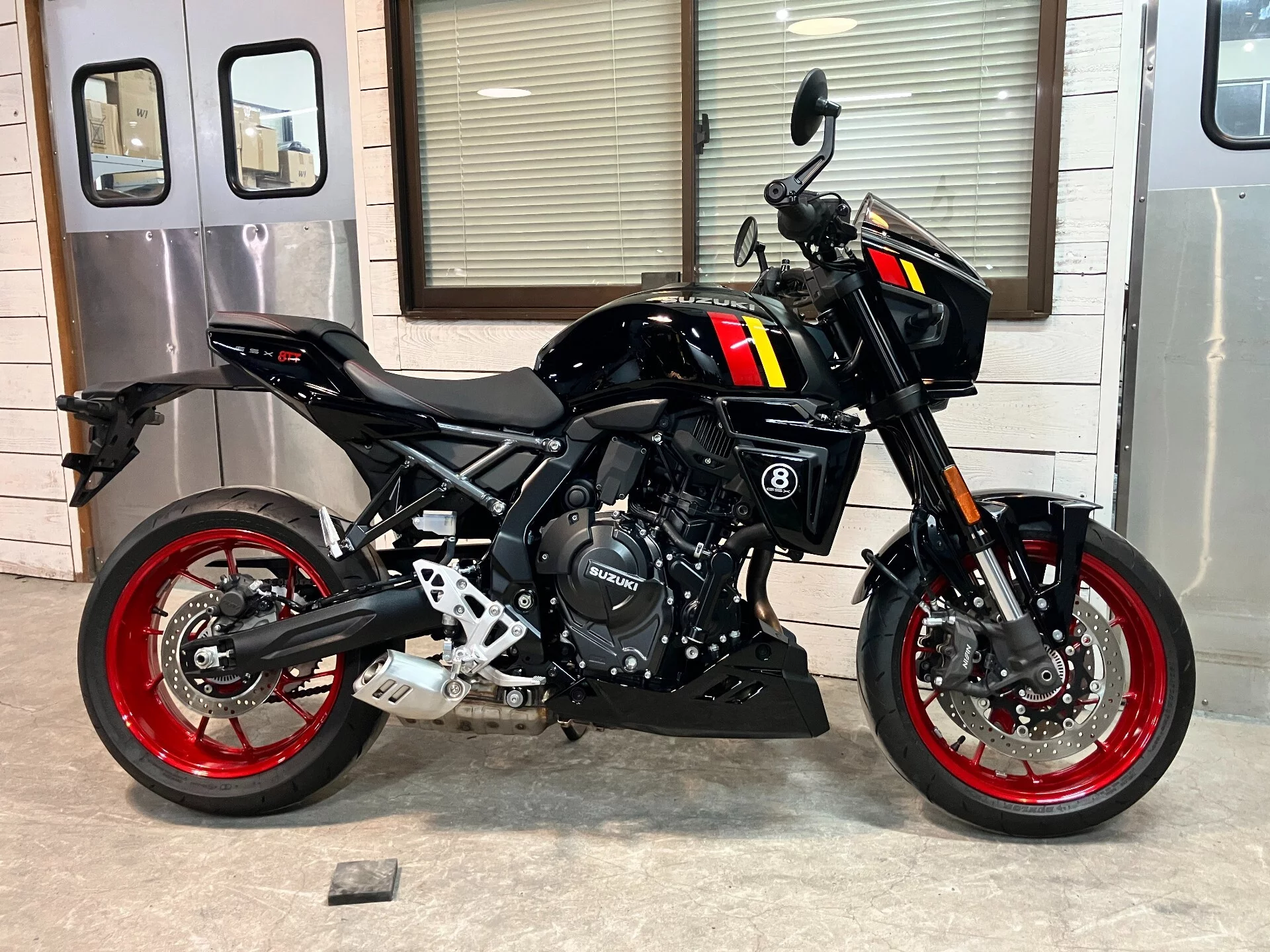 Suzuki GSX-8TT  с аукциона в Японии