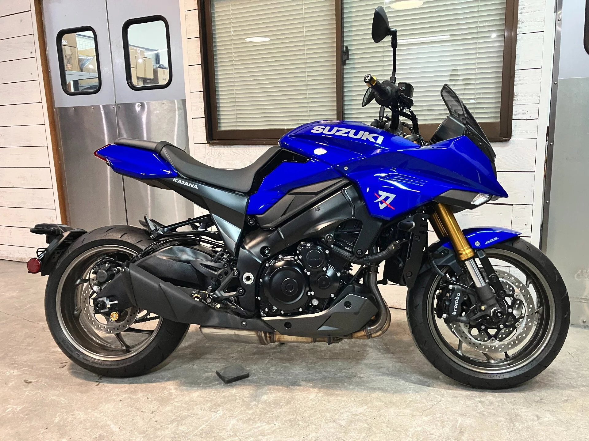 Suzuki KATANA  с аукциона в Японии