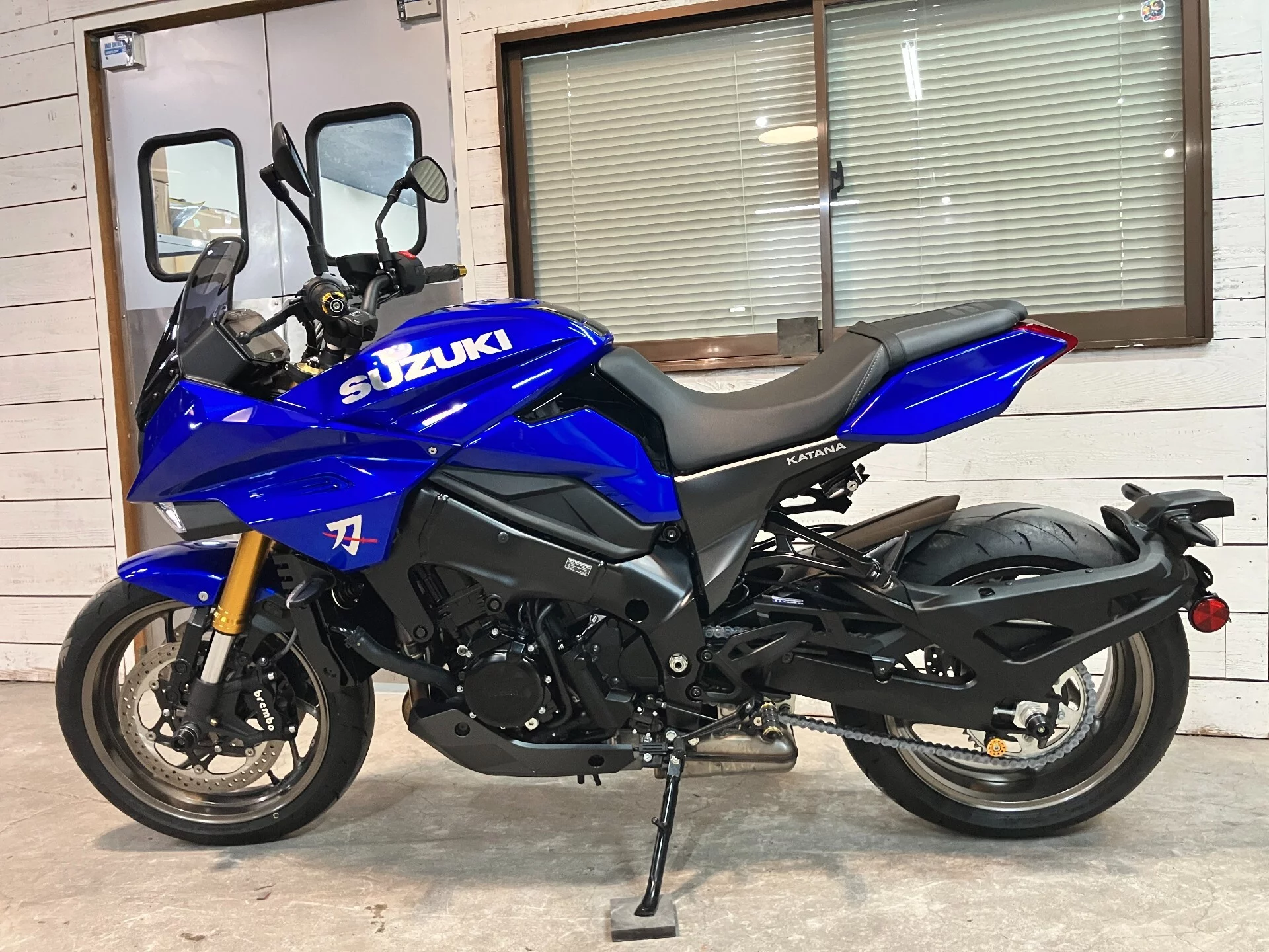 Suzuki KATANA  с аукциона в Японии