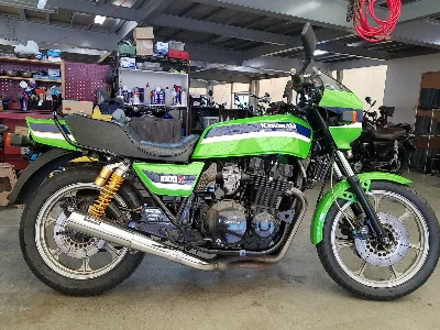 Kawasaki Z1000R
