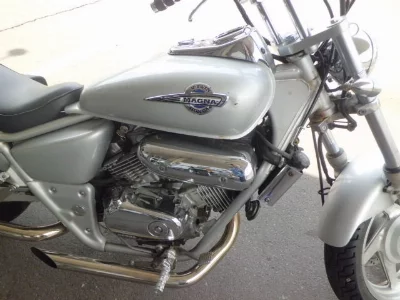 Honda V-TWIN MAGNA