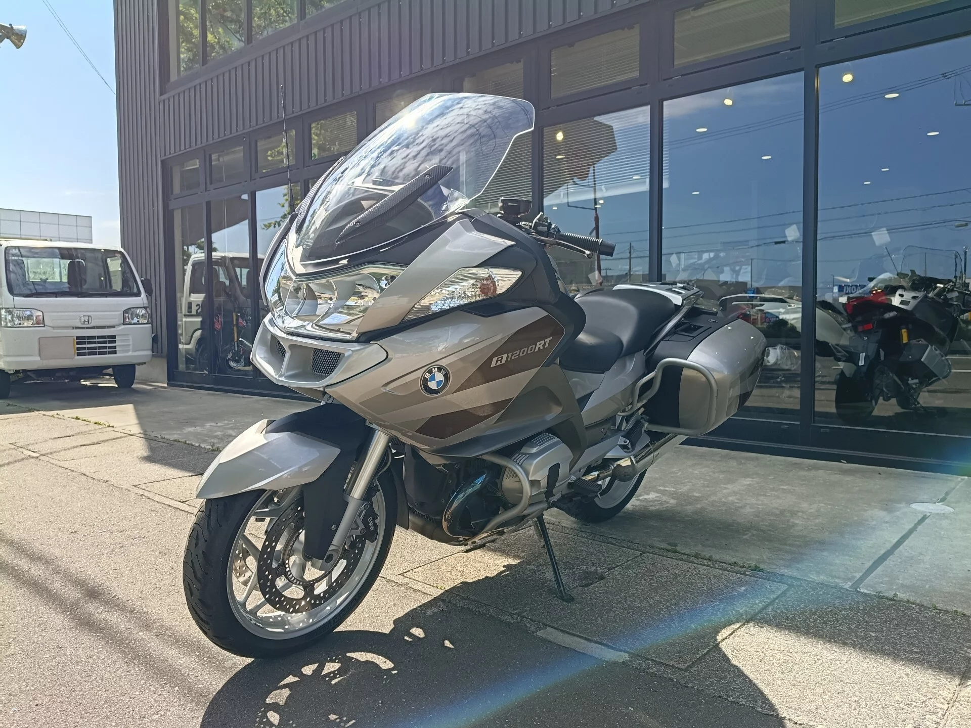 BMW  R1200RT лот № 00429 оценка 4  с аукциона в Японии 6
