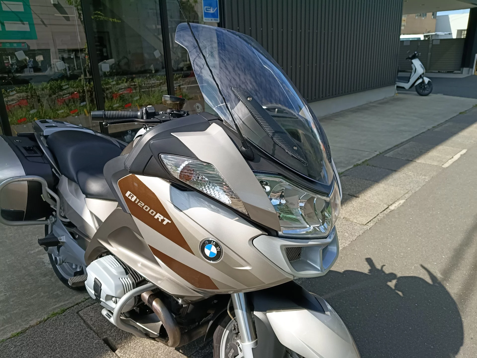 BMW  R1200RT лот № 00429 оценка 4  с аукциона в Японии 14