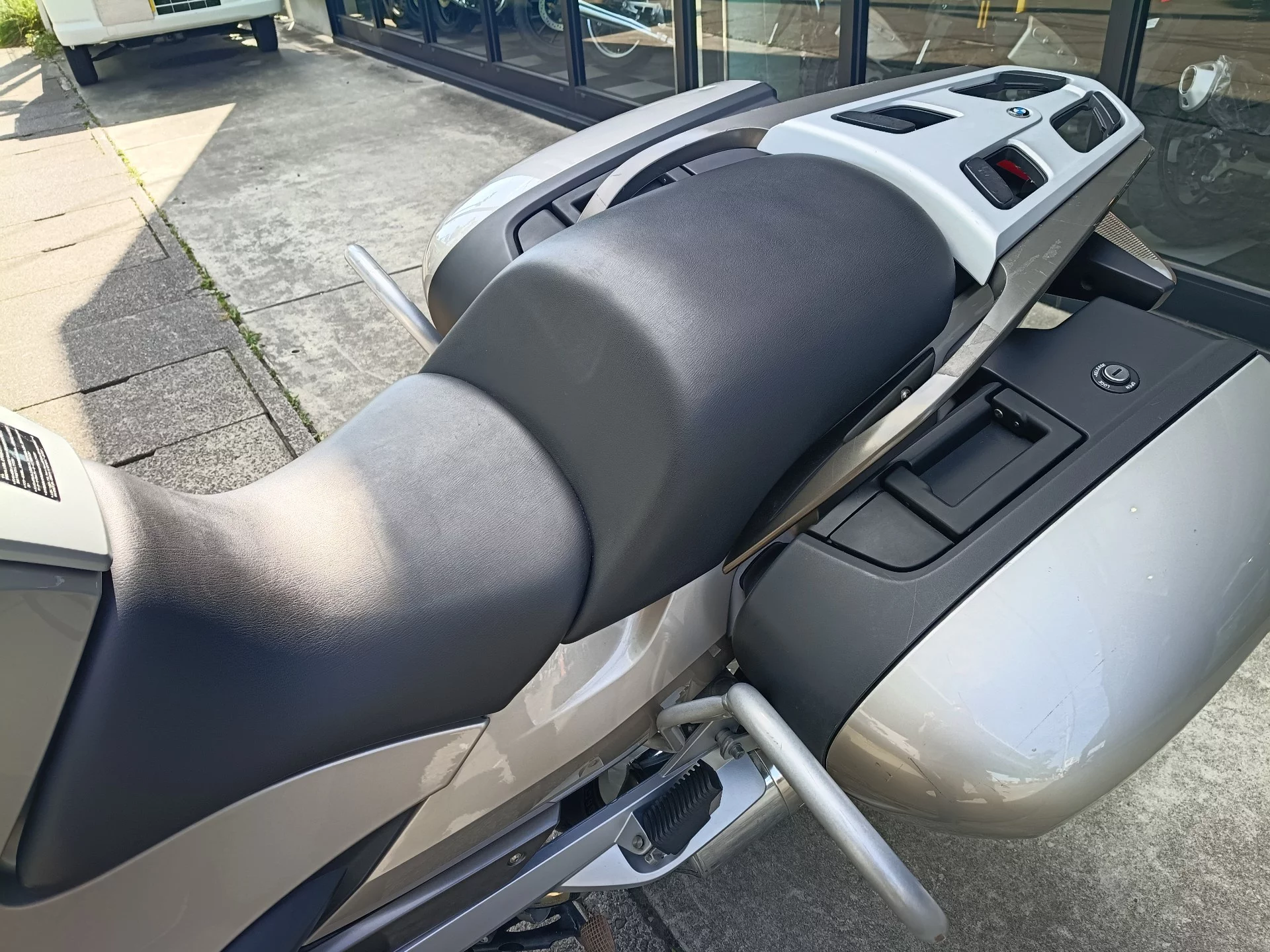 BMW  R1200RT лот № 00429 оценка 4  с аукциона в Японии 23