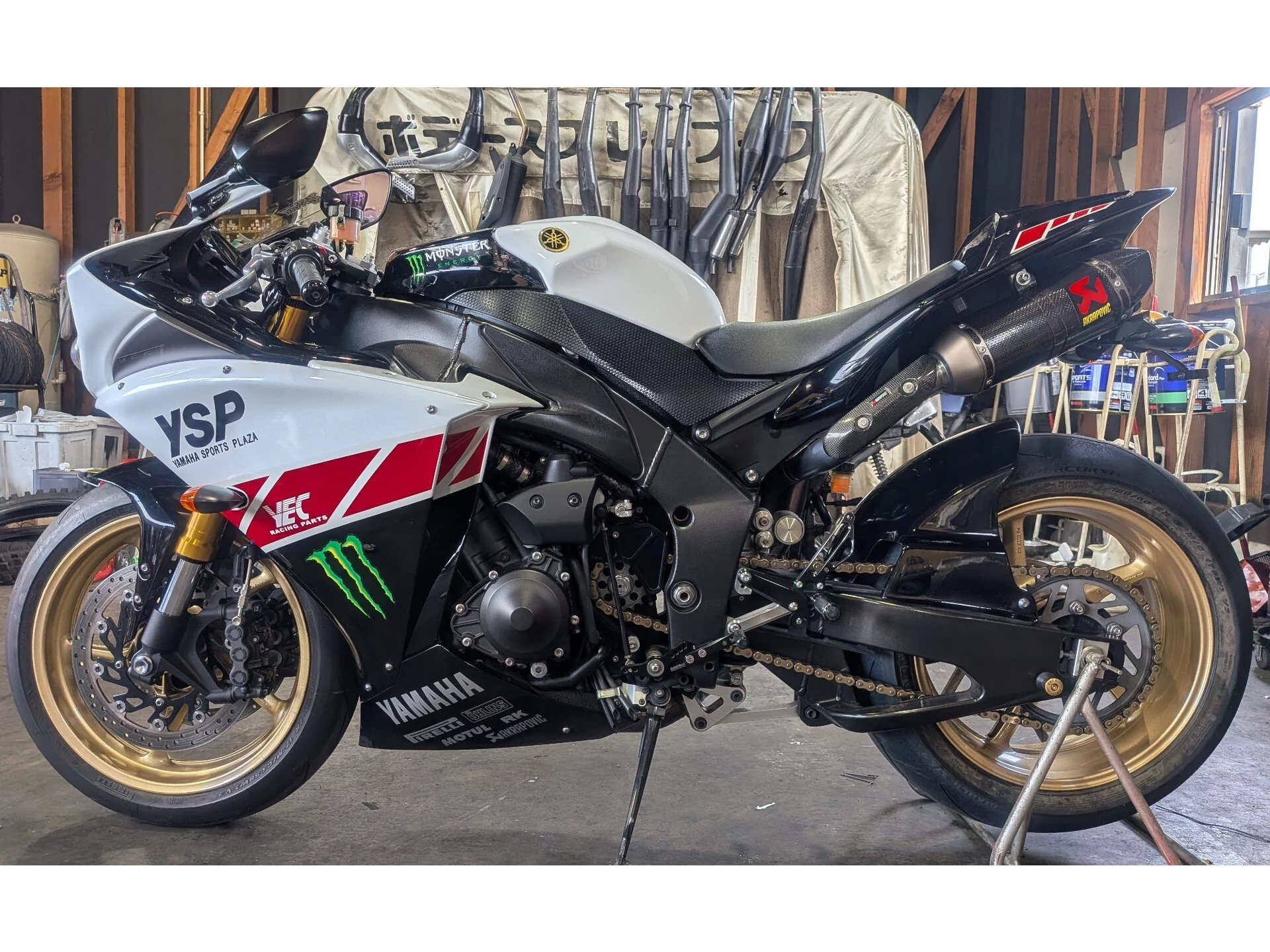 Yamaha YZF-R1  с аукциона в Японии