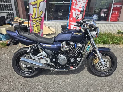 Yamaha XJR1200