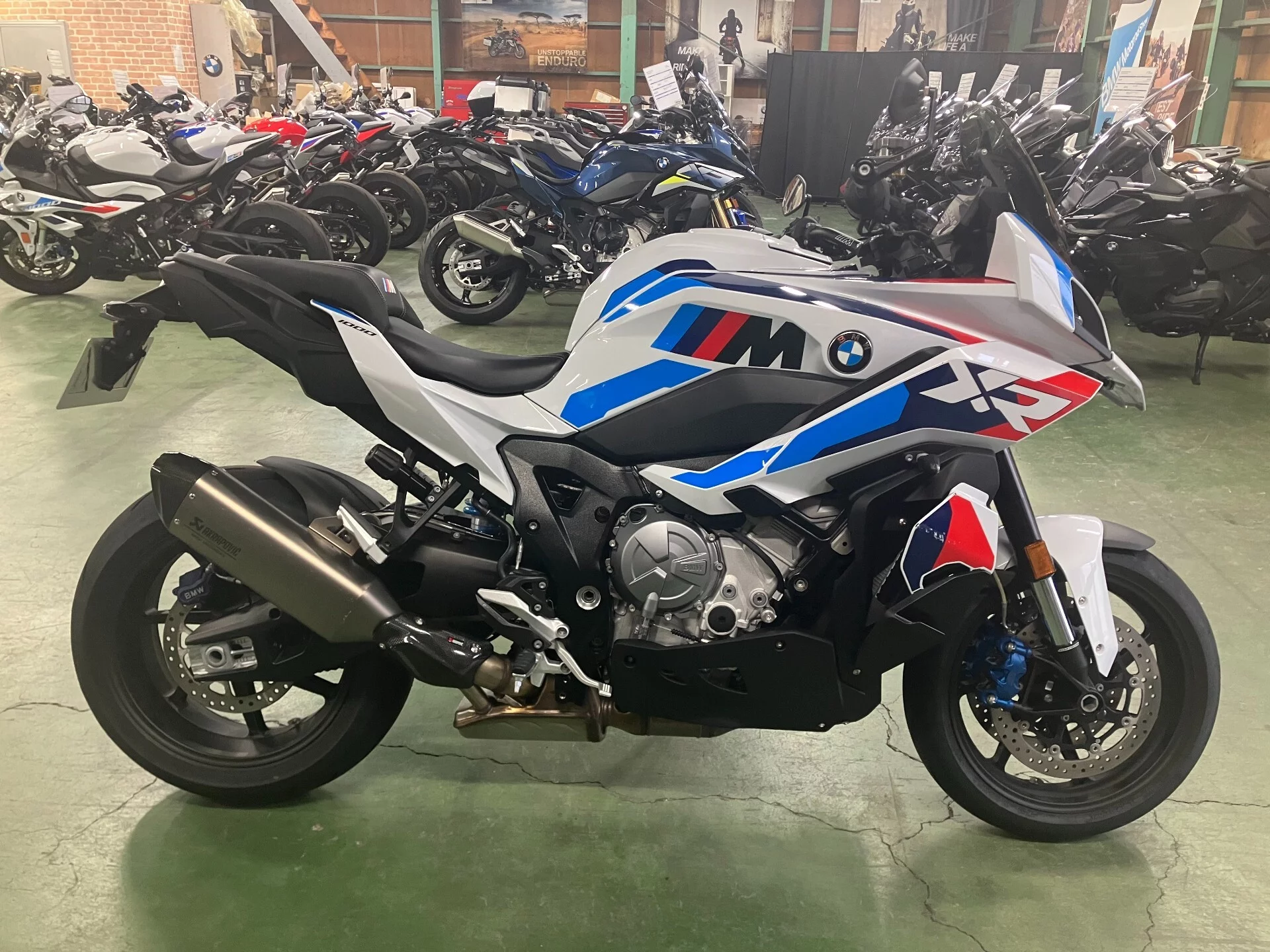 BMW BMW M1000XR  с аукциона в Японии