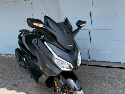 Honda FORZA 250