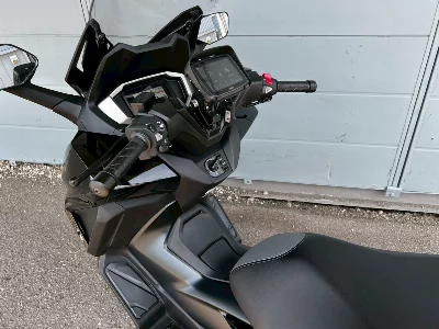 Honda FORZA 250