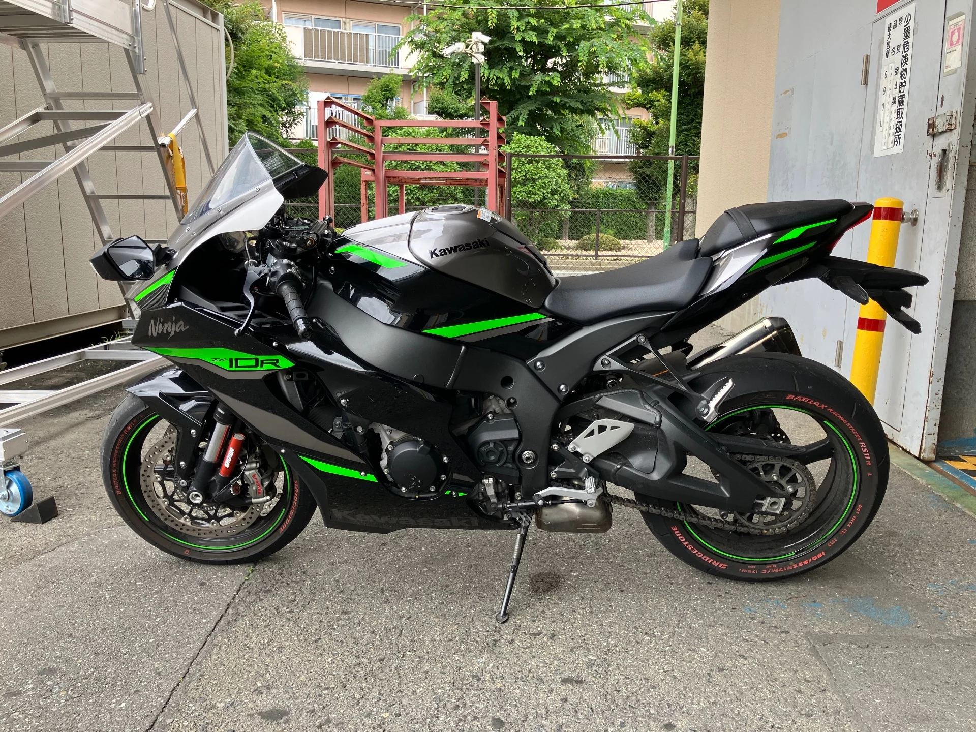 Kawasaki NINJA ZX-10R  с аукциона в Японии