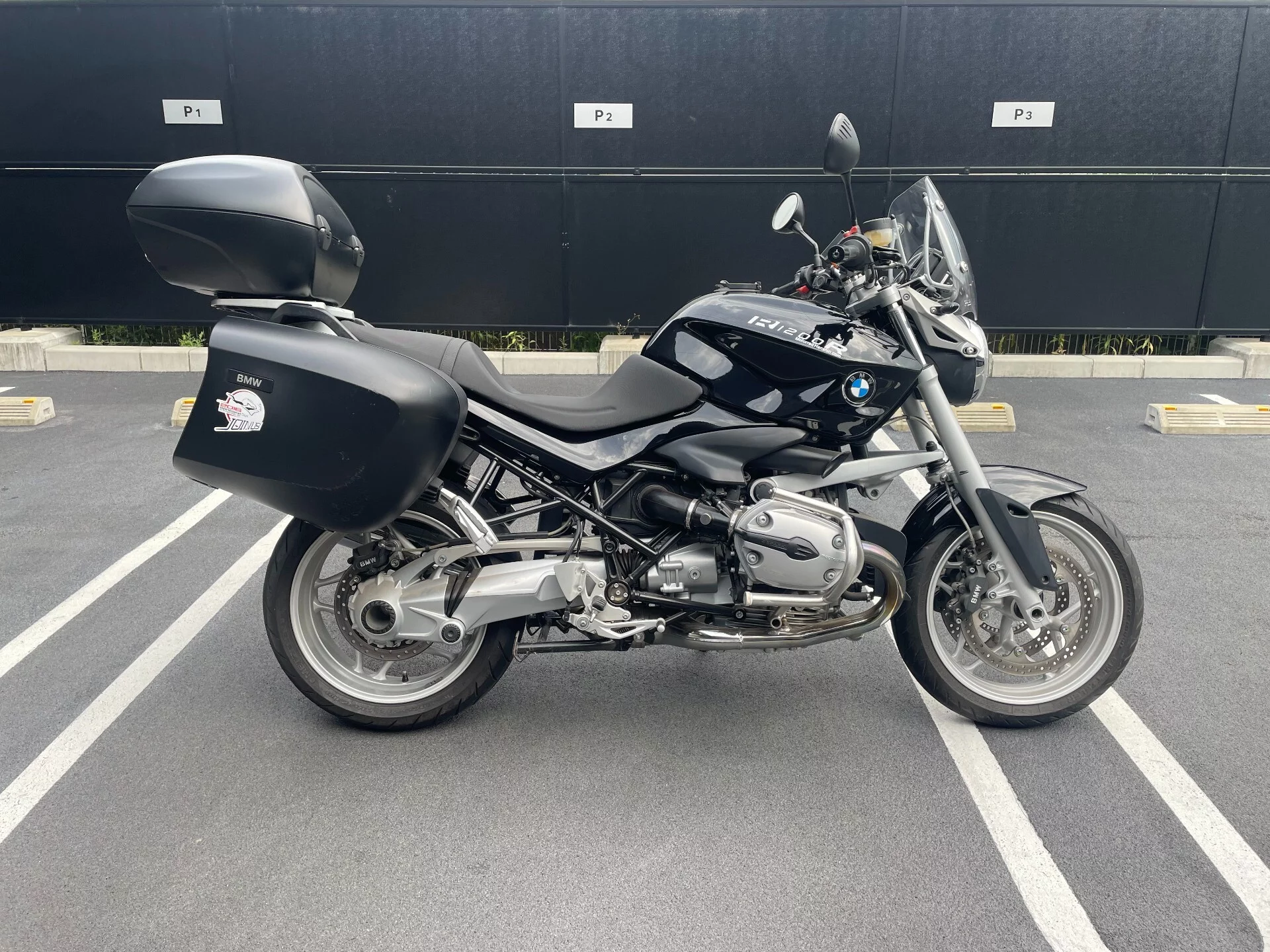 BMW BMW R1200R  с аукциона в Японии