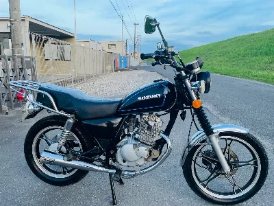 Suzuki GN125H