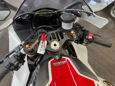Yamaha YZF-R7