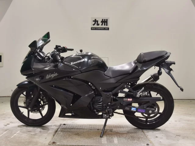 Kawasaki NINJA250R  с аукциона в Японии