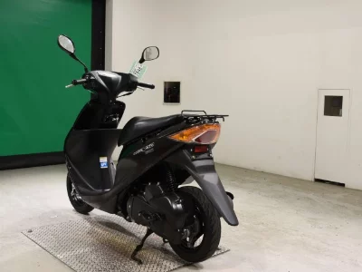 Suzuki ADDRESS V50-3
