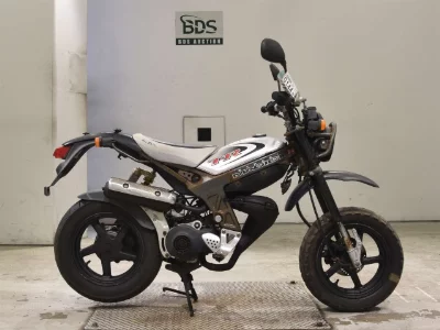 Suzuki TR50S-2
